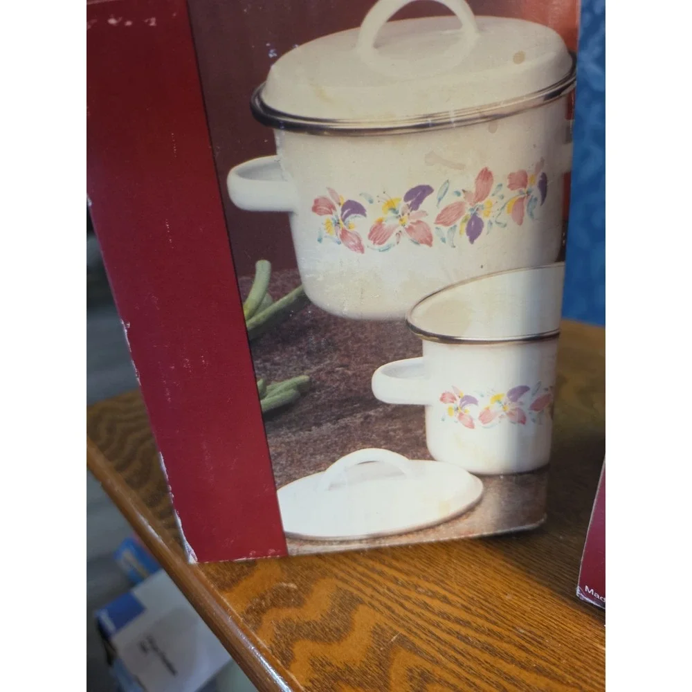Vintage 80s Mini Enamelware Nesting Pots Set 3 Pastel Iris Floral White Enamel